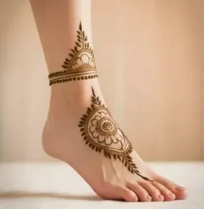 Leg Mehndi Design idea