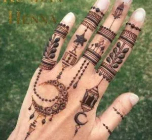 Moon Mehndi Design idea