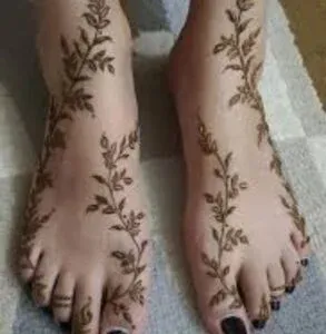 Leg Mehndi Design idea