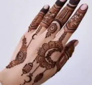 Moon Mehndi Design idea