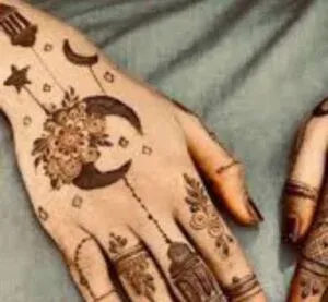 Moon Mehndi Design idea