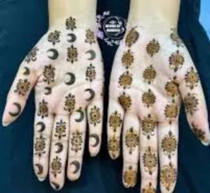 Moon Mehndi Design idea