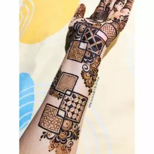 Square Mehndi Design idea
