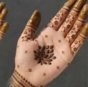 Minimal Mehndi Design idea