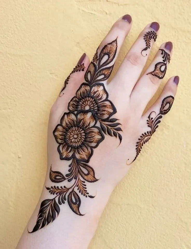 Easy and Beautiful Mehndi Design idea