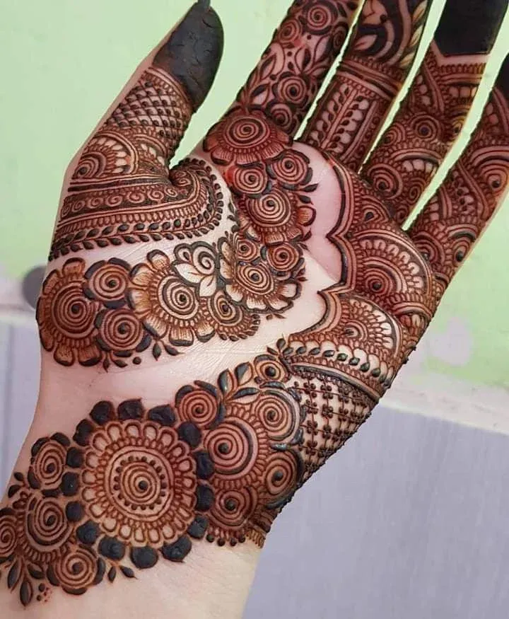 Punjabi Royal Front Hand Mehndi Design idea