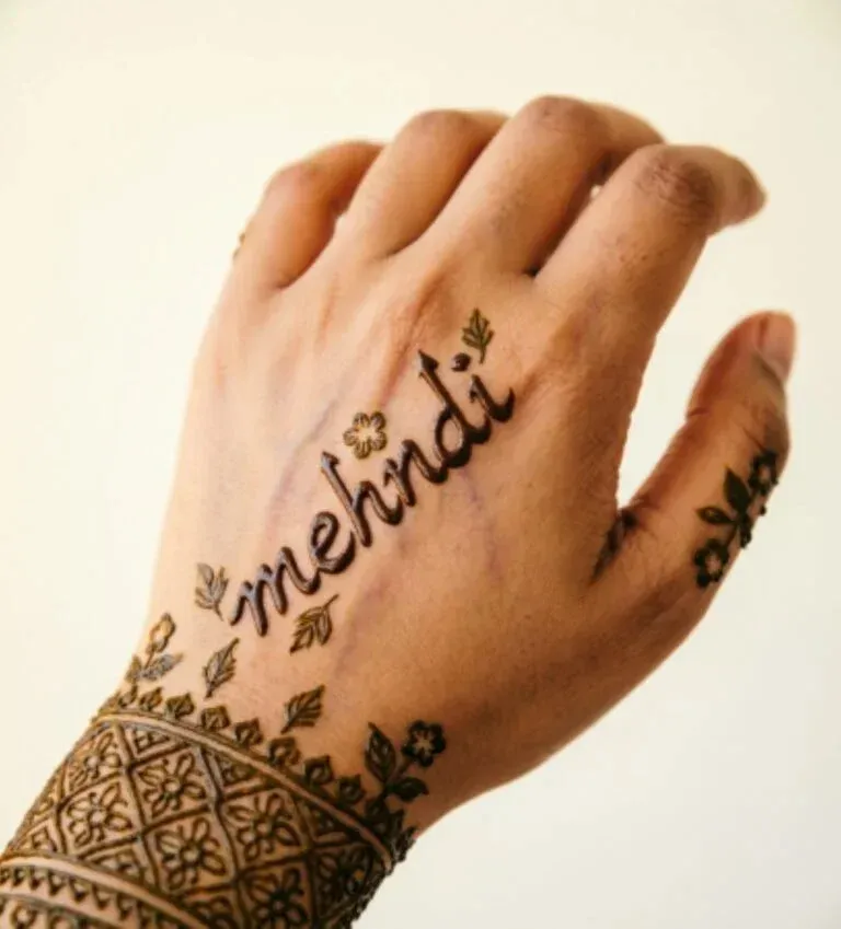 Simple Mehndi Design With Name idea