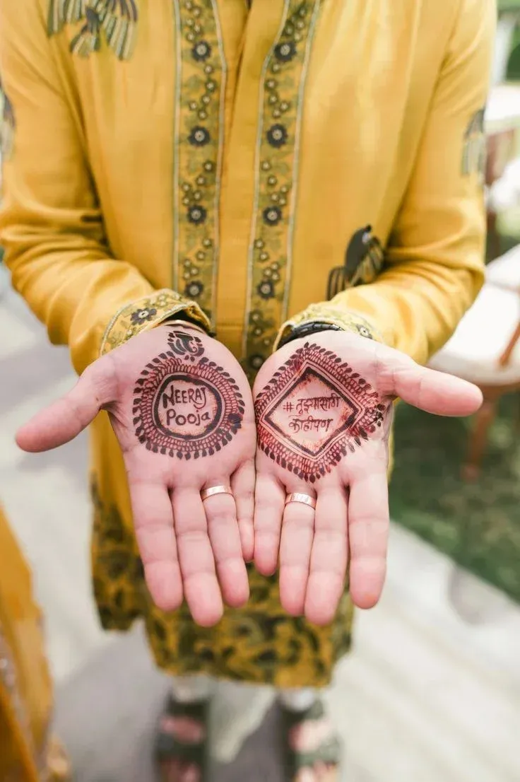 Simple Mehndi Design With Name idea