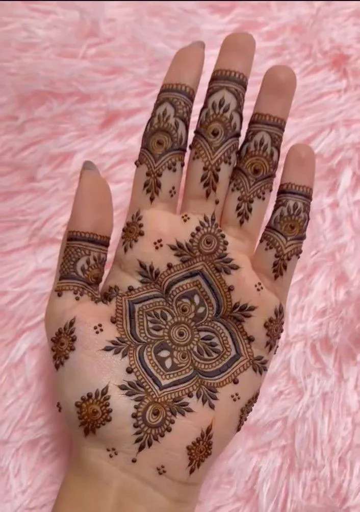 Punjabi Royal Front Hand Mehndi Design idea