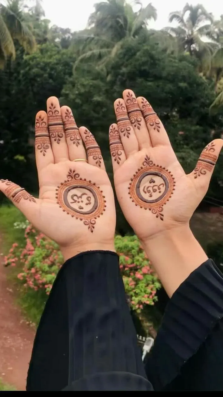Simple Mehndi Design With Name idea