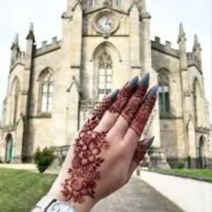 Short Mehndi Design idea