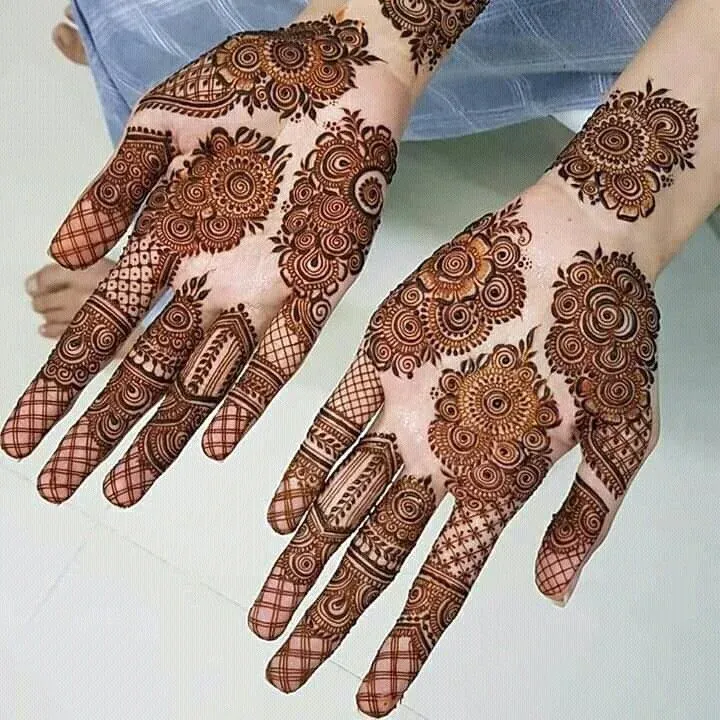 Punjabi Royal Front Hand Mehndi Design idea