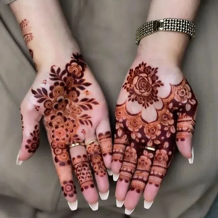 Rabeeca Khan Mehndi Design idea