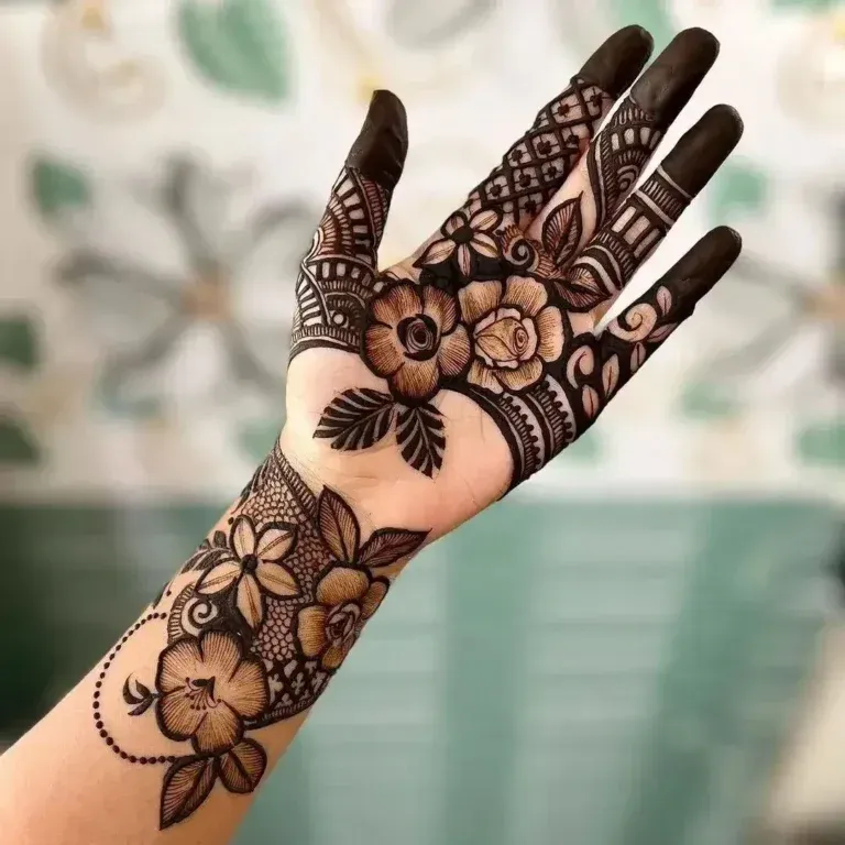 Rabeeca Khan Mehndi Design idea