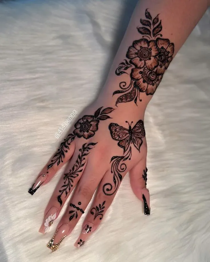Easy and Beautiful Mehndi Design idea