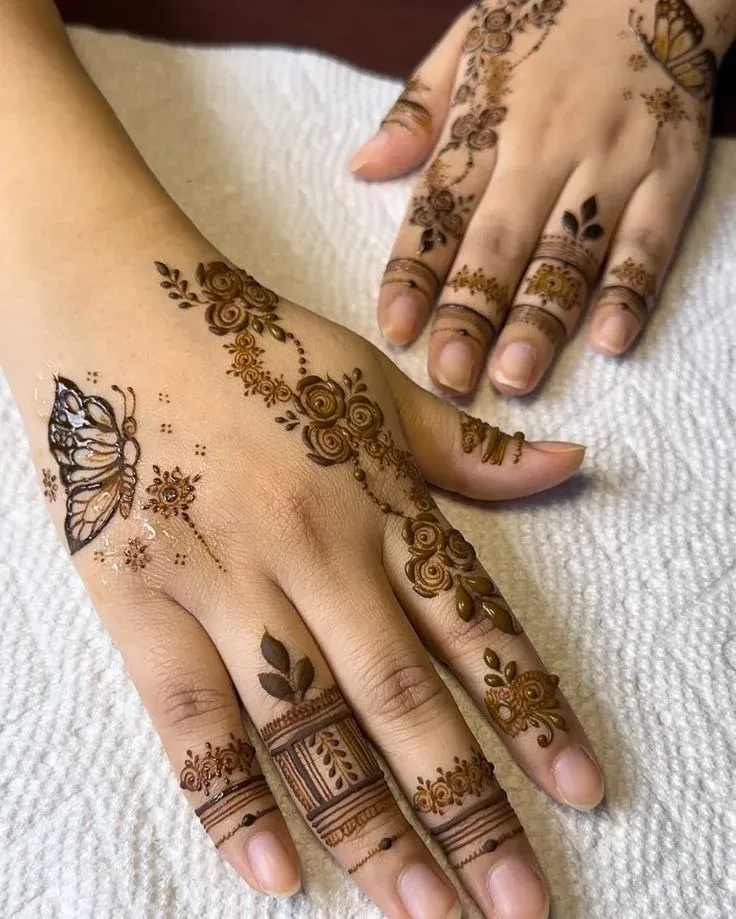 Easy and Beautiful Mehndi Design idea