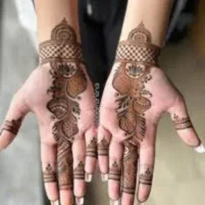 Short Mehndi Design idea