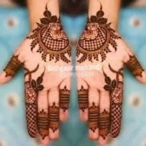 Short Mehndi Design idea