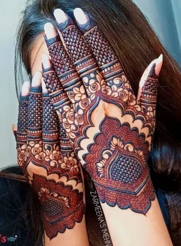 Back Hand Bharwa Mehndi Design idea