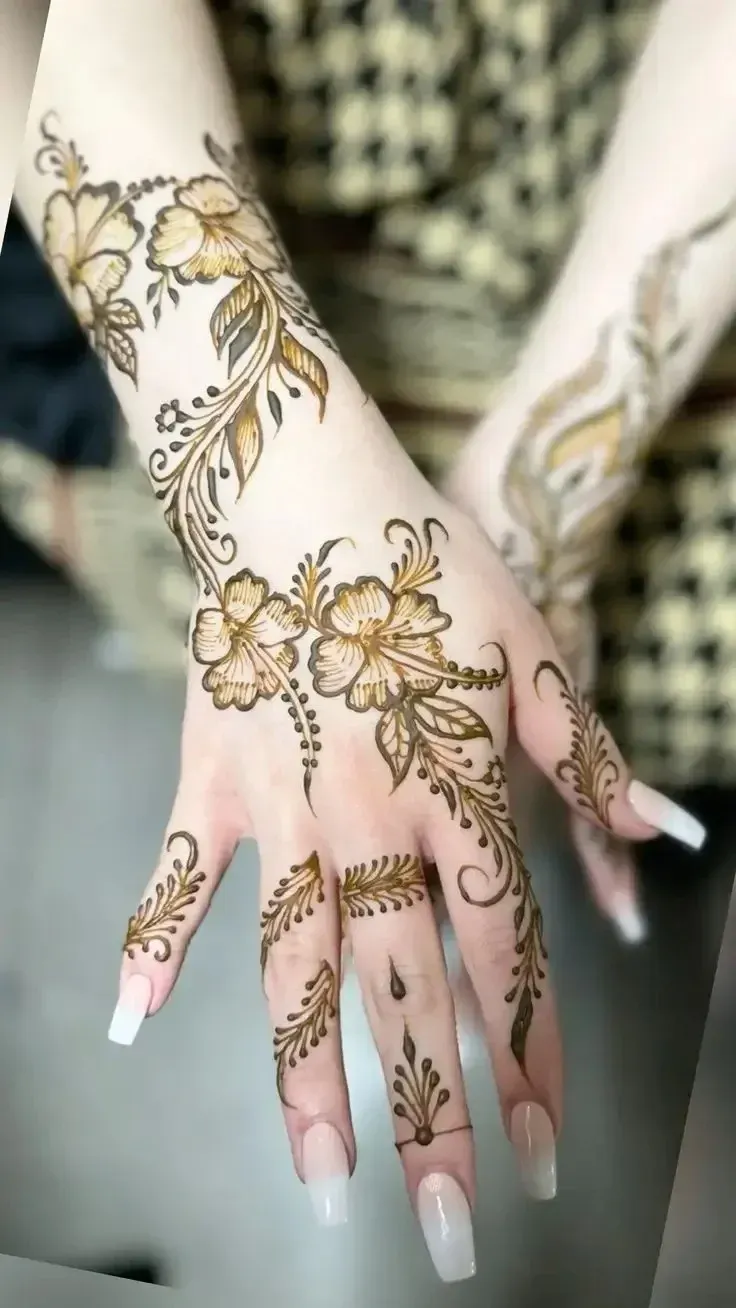 Back Hand Bharwa Mehndi Design idea