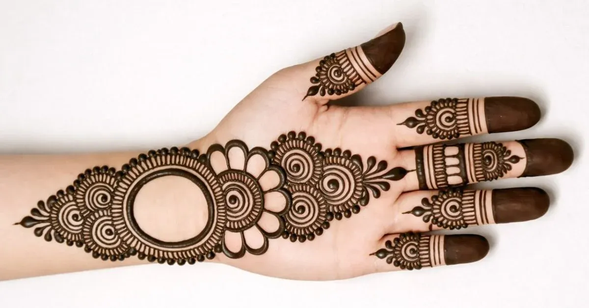 Modern Cute Mehndi Design idea