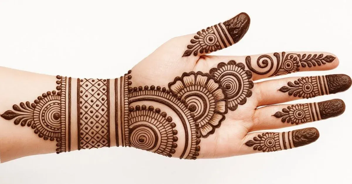 Modern Cute Mehndi Design