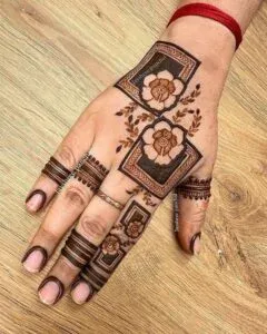 Square Mehndi Design idea