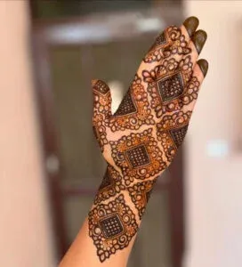 Square Mehndi Design idea
