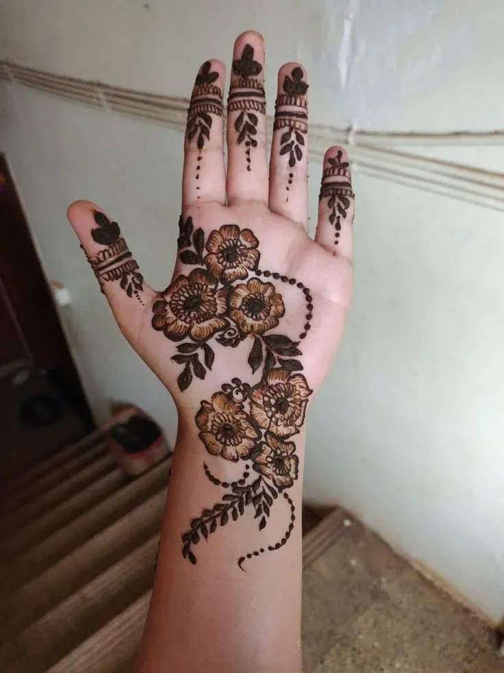 Royal Front Hand Mehndi Design idea