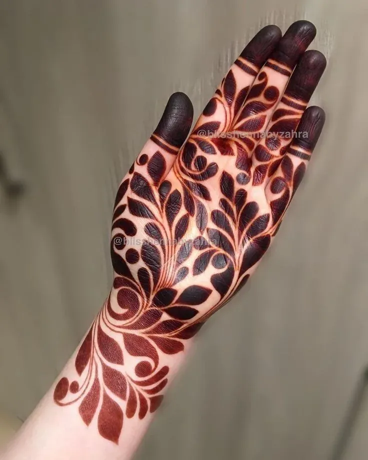 Royal Front Hand Mehndi Design idea