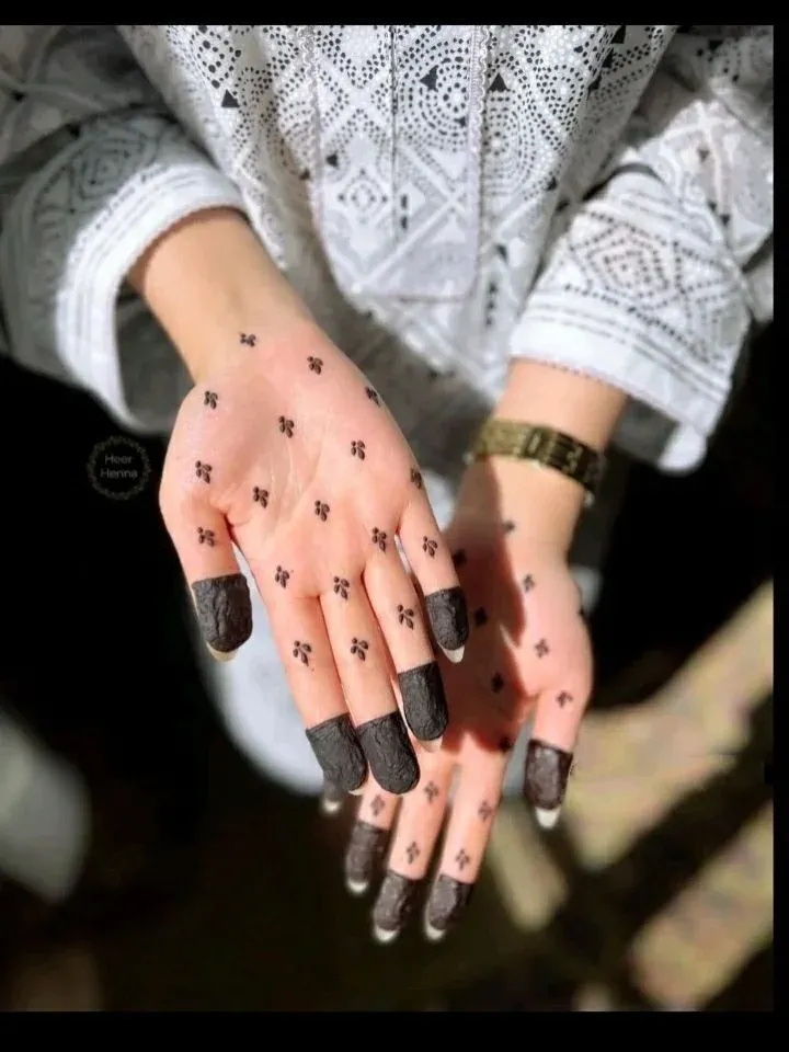 Royal Front Hand Mehndi Design idea