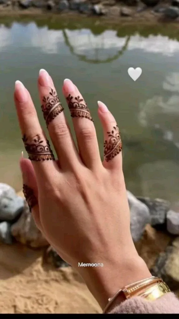 Finger Mehndi Design idea