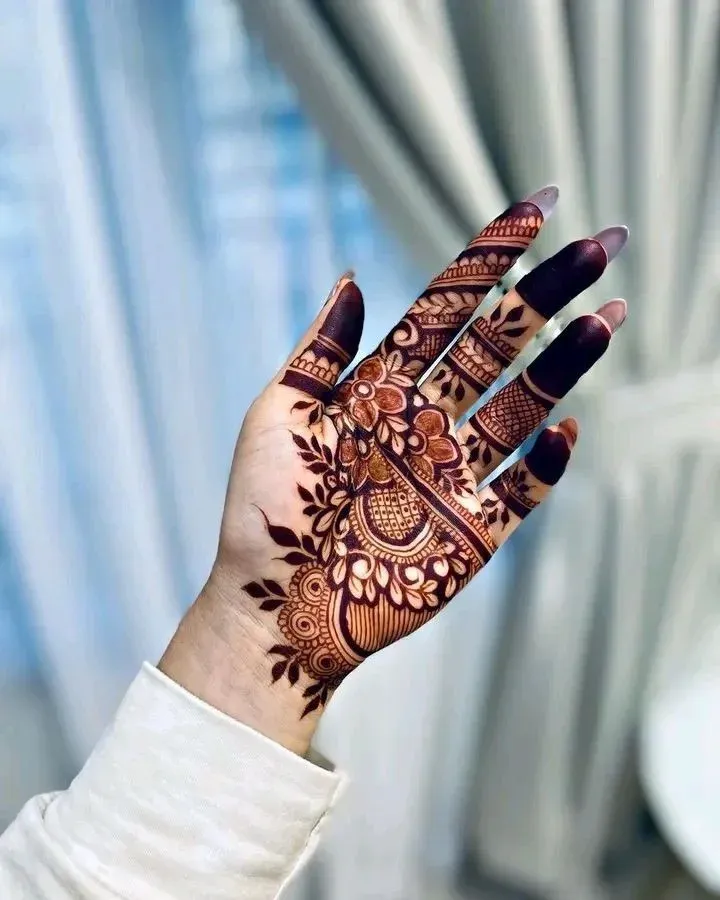 Royal Front Hand Mehndi Design idea