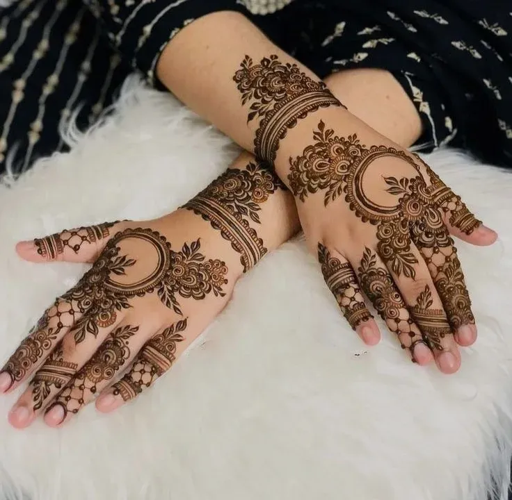 Simple Mehndi Design Images idea