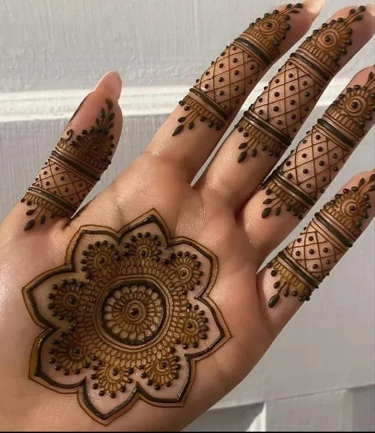 Simple Mehndi Designs for Kids idea