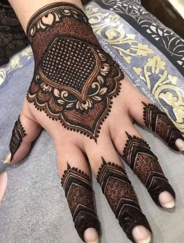 Simple Mehndi Design Images idea