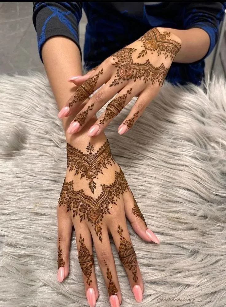 Simple Mehndi Designs for Kids idea