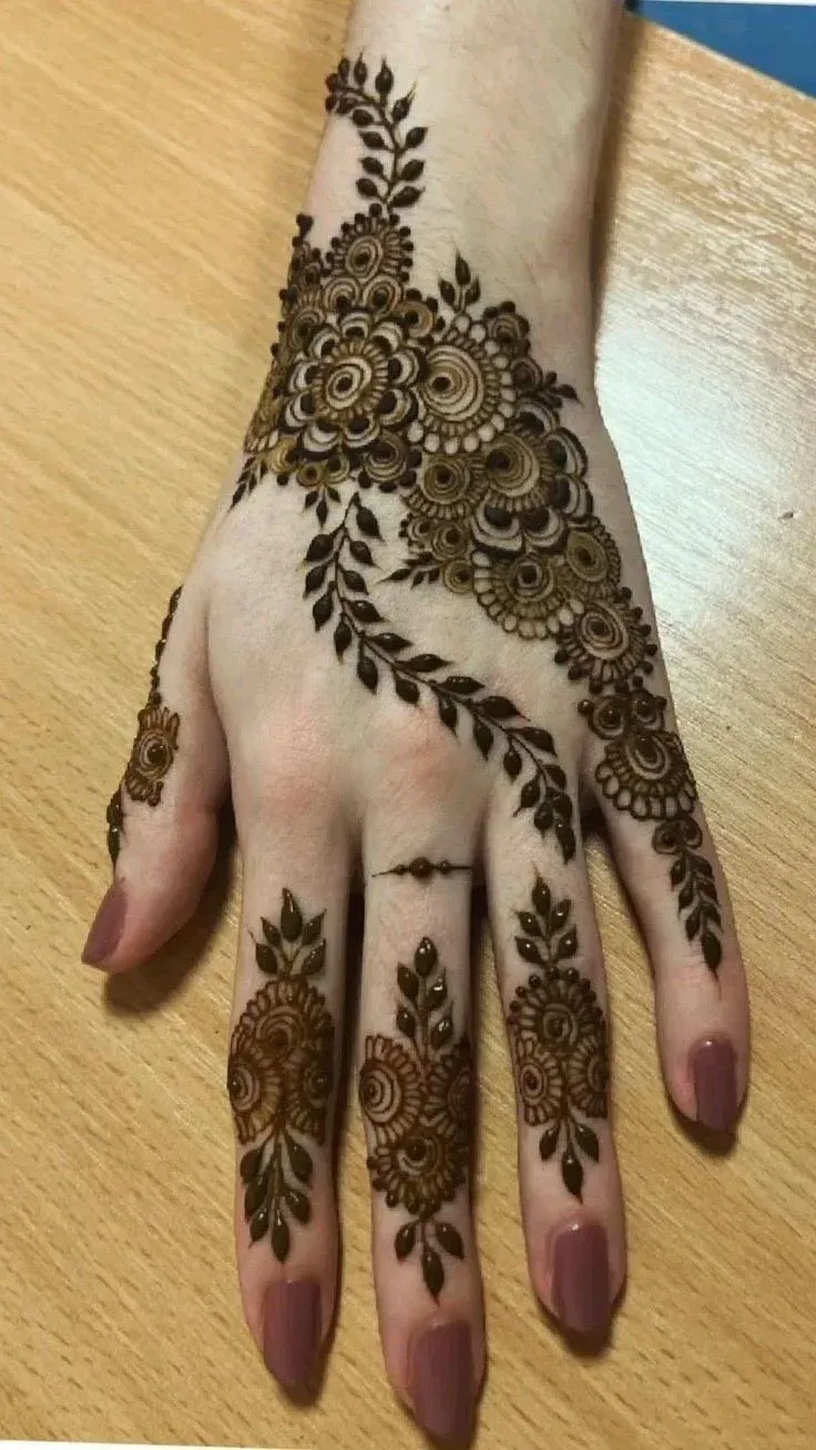 Simple Mehndi Design Images idea