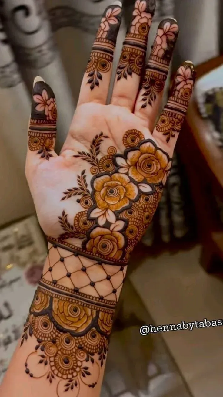 Royal Front Hand Mehndi Design idea