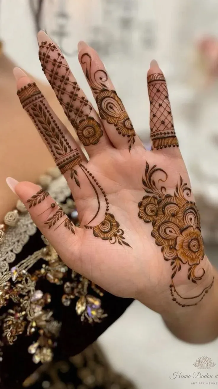 Royal Front Hand Mehndi Design idea