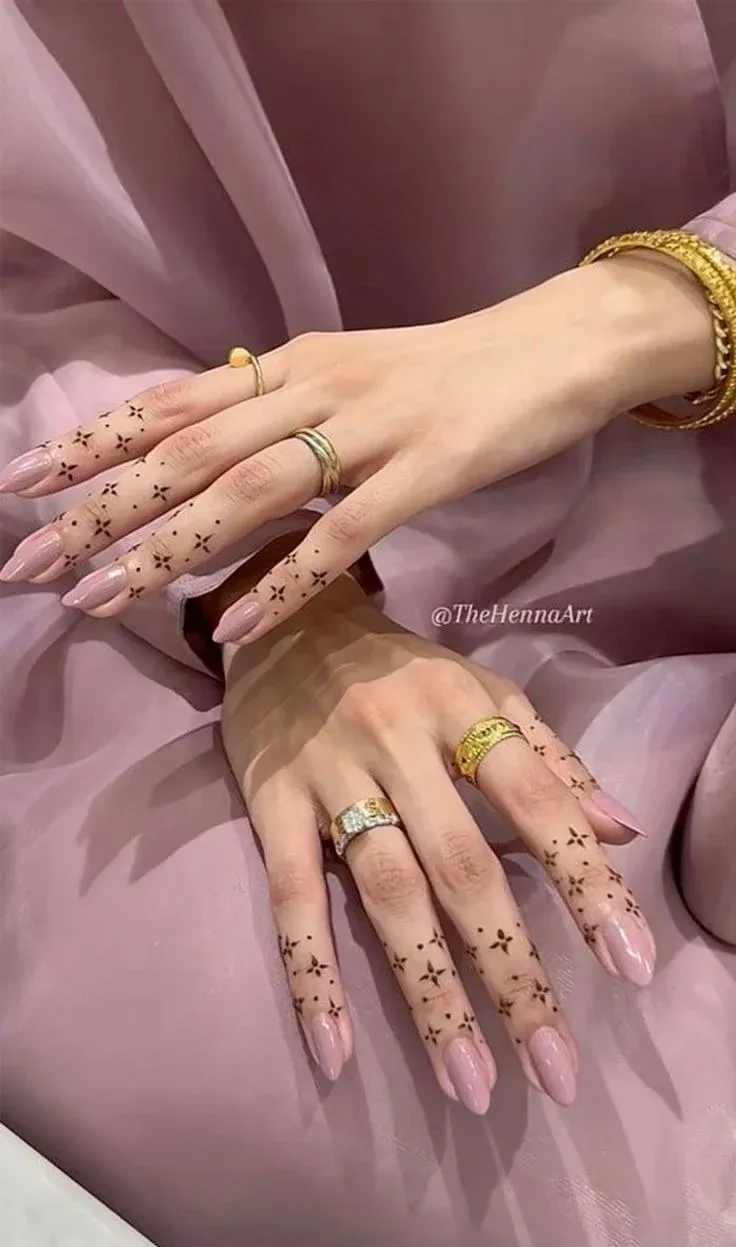 Finger Mehndi Design idea