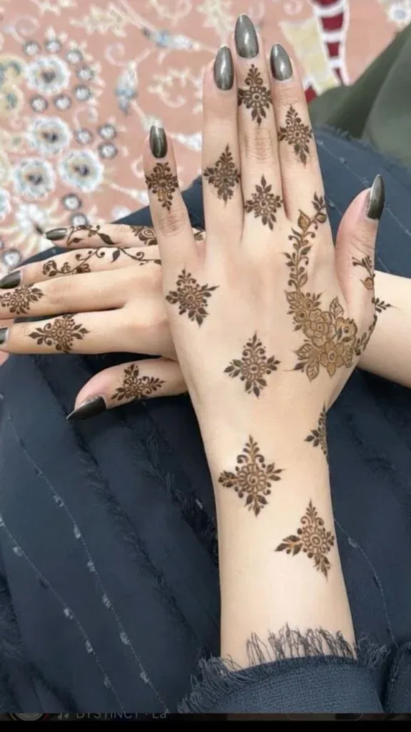 Simple Mehndi Design Images idea