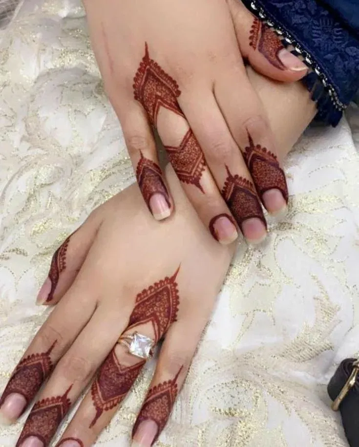 Finger Mehndi Design idea