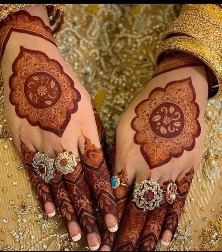 Simple Mehndi Design Images idea
