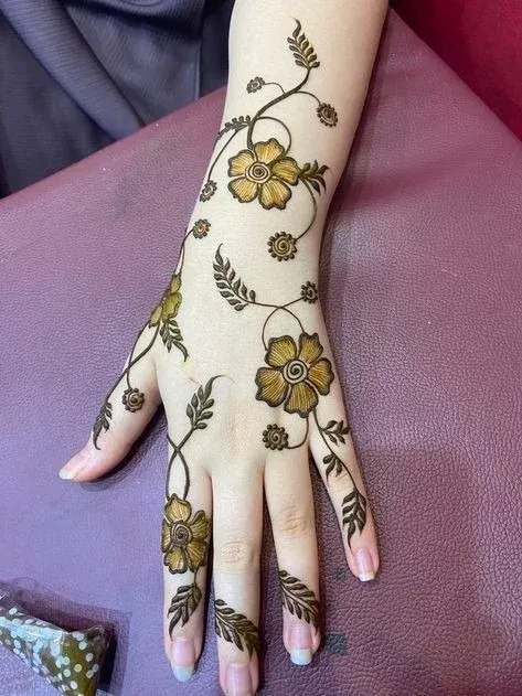 Finger Mehndi Design idea