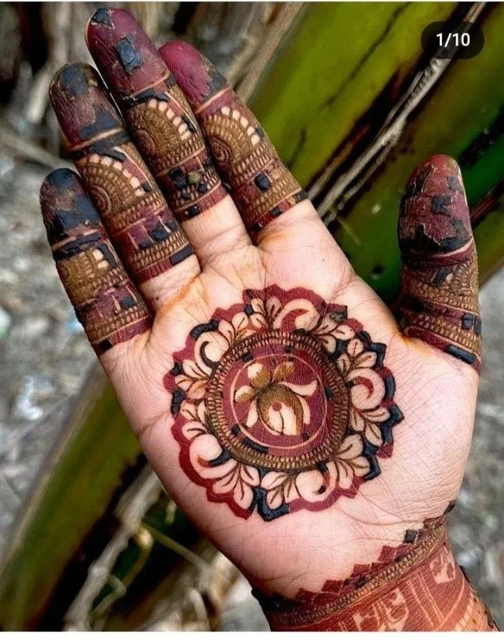Royal Front Hand Mehndi Design idea