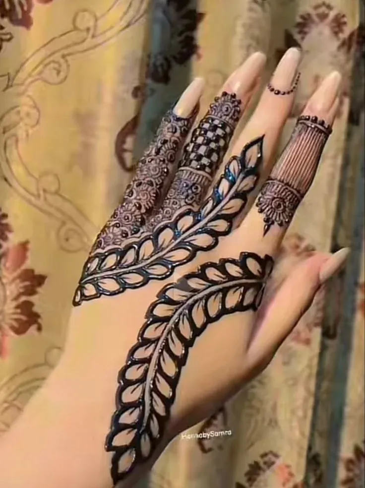 Simple Mehndi Design Images idea