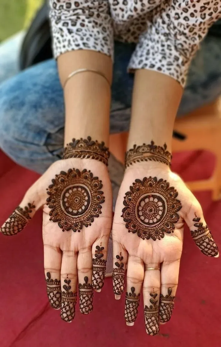 Simple Mehndi Designs for Kids idea