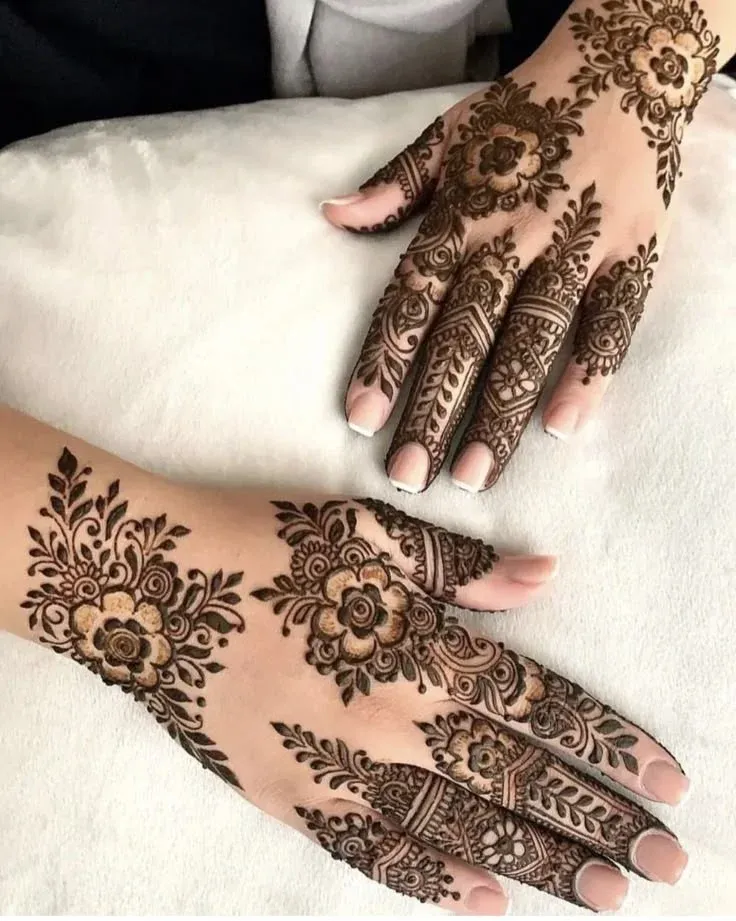 Simple Mehndi Design Images idea