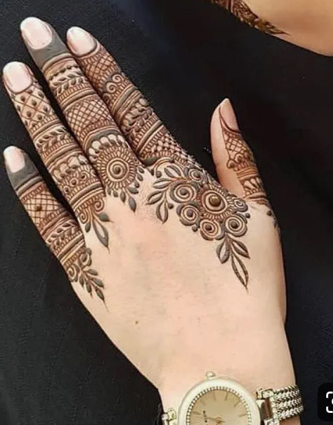 Finger Mehndi Design idea